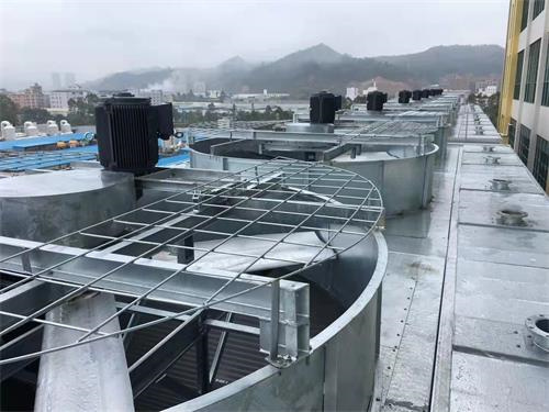 淺析為什么閉式冷卻塔出現(xiàn)漏水問題(冷卻塔下面漏水)