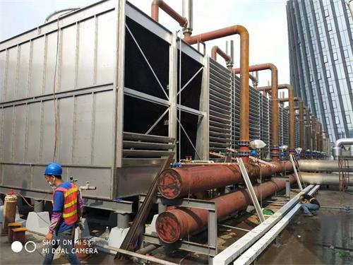 閉式冷卻塔預(yù)熱性能和什么無關(guān),閉式冷卻塔圖片